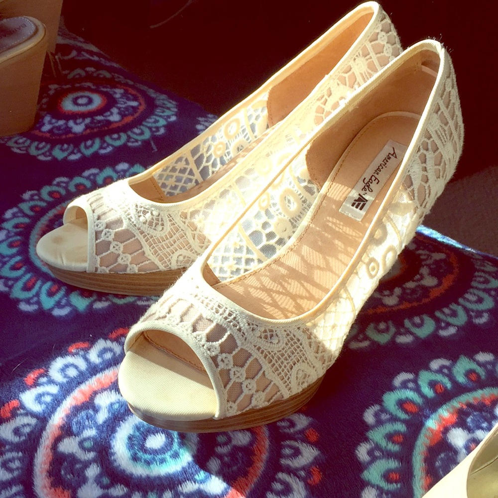 American Eagle Lace Wedges